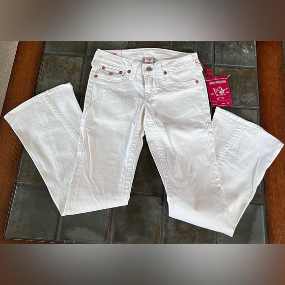 True Religion Petite Joey Flare White size 28 - (NWT) - Picture 4 of 8